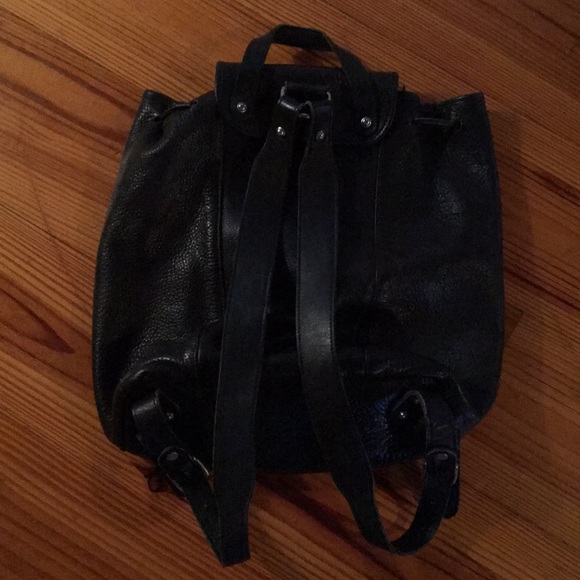 Black leather Cole Haan backpack - Picture 3 of 15
